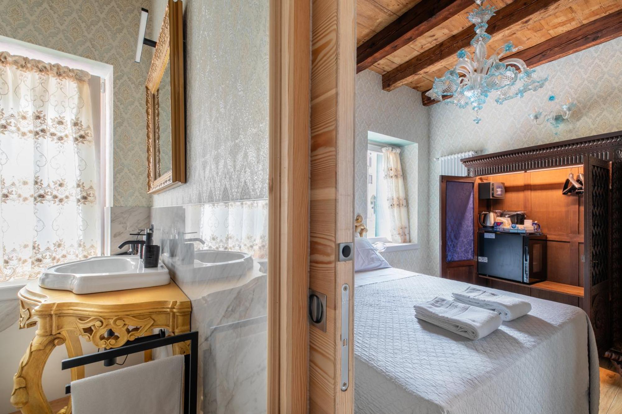B&B Casa Largo La Piazzola Vittorio Veneto Exterior foto